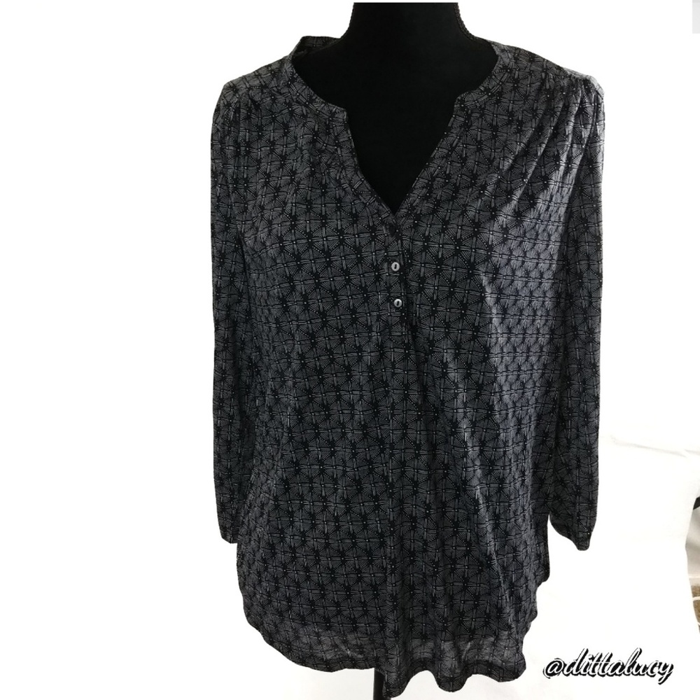 H&M Black and gray blouse